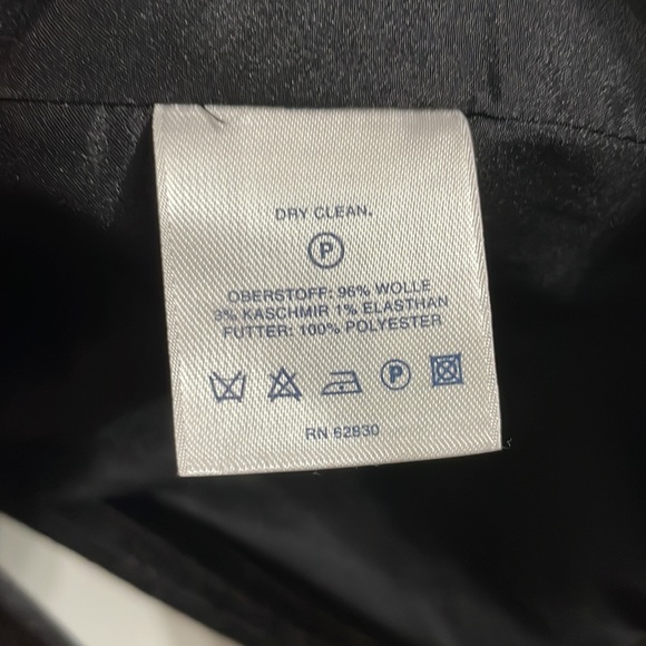 Lands’ End Wool Cashmere Blend Blazer.  Pinstripe charcoal Gray and Mauve. - Picture 4 of 5